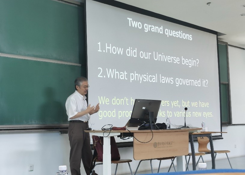 Masashi Hazumi教授回答讲座现场同学提问
